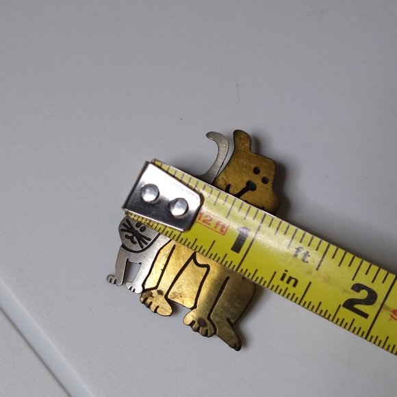 Vintage Thin Metal Dog And Cat Brooch - Picture 12 of 12